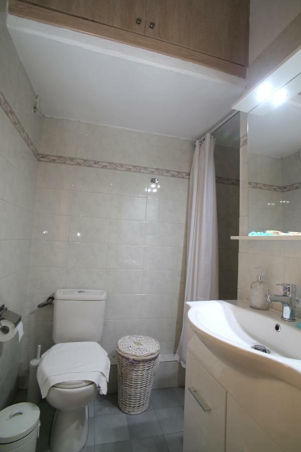 Stylish Modern Apartment, Nilie Hospitality MGMT Thessaloniki Exterior foto